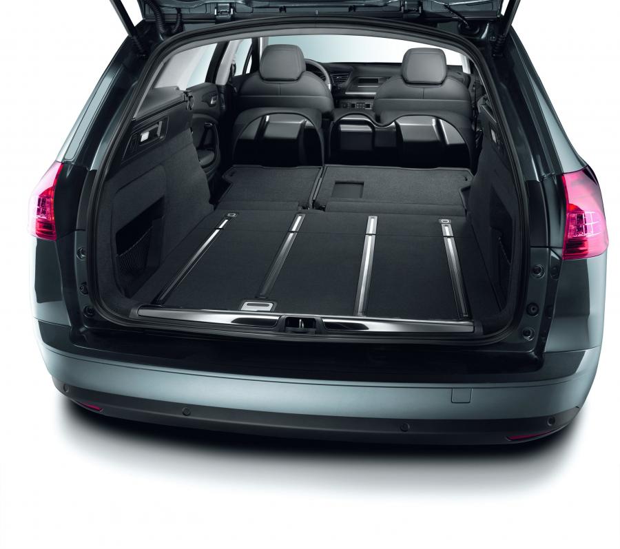  Citroen C5 Break 2010 года  (фото 21 из 31)